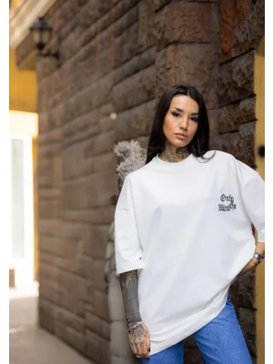 Üçay Bisiklet Yaka Baskılı Oversize T-Shirt Beyaz