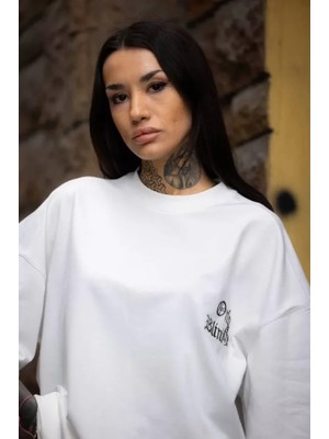 Üçay Bisiklet Yaka Baskılı Oversize T-Shirt Beyaz