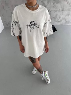 Üçay Bisiklet Yaka Baskılı Oversize T-Shirt Beyaz