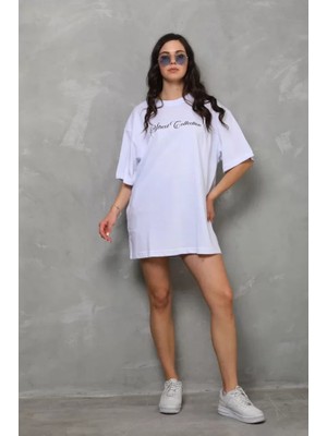 Üçay Bisiklet Yaka Baskılı Oversize T-Shirt Beyaz