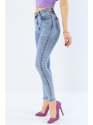 Livik Susi Kadın Açık Mavi Kar Yıkamalı Yüksek Bel Denim Jeans