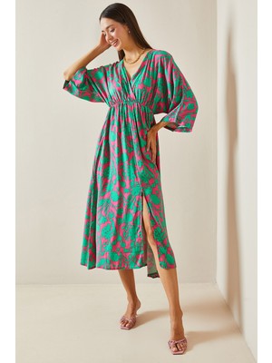 Xhan Fuşya Kruvaze Yaka Desenli Yırtmaçlı Midi Elbise 5YXK6-48864-07