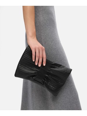 İpekyol Deri Görünümlü Dikişli Clutch