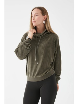 Go Veform Kadın Yakası Büzgü Detaylı Sweatshirt Haki ZN5049