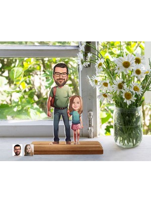 Bk Gift Kişiye Özel Baba Kız Karikatürlü Ahşap Standlı Pleksi Biblo