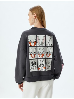 Bugs Bunny Oversize Sweatshirt Bisiklet Yaka Arkası Baskılı Lisanslı