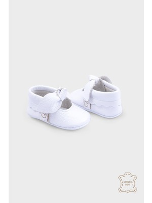 Deri Bebek Patiği Fiyonklu Beyaz