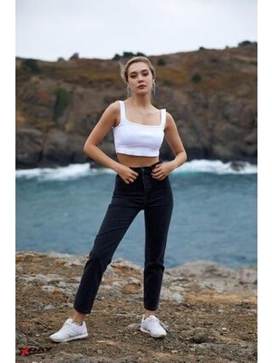 ByCukurovaFrango Serenay Siyah Mom Jean Pantolon Renk Solmaz 2024