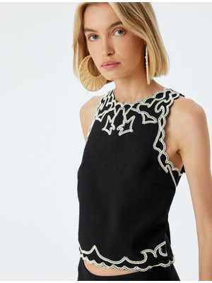 Koton Crop Üst Kroşe Detaylı Etnik Desenli Viskon Kumaş