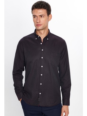 Tudors Erkek Regular Fit Klasik Kesim Pamuklu Kolay Ütü Armürlü Mürdüm Renk Düğmeli Yaka Gömlek