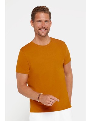 Tudors Erkek Slim Fit Dar Kesim Pamuklu Yumuşak Dokulu Esnek Kumaş Düz Basic Taba Bisiklet Yaka T-Shirt