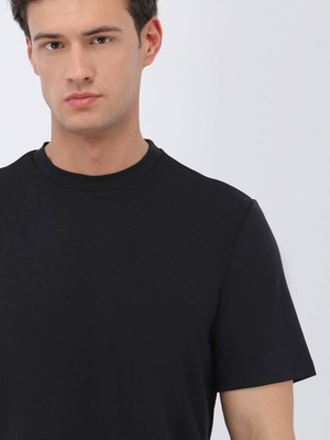 Kip Siyah Bisiklet Yaka T-Shirt