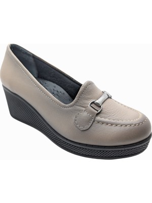 Çiğdem Kundura Çiğdem Kundura Luxe Sole - Dolgu Topuk Şık Kadın Ayakkabısı - Bej - 39