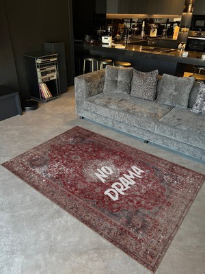 Rugs Modern Written Koleksiyonu Bordo Motifli No Drama Yazılı Desenli Modern Dekoratif Halı 02