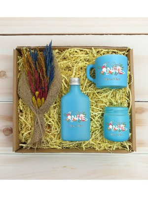 Bk Gift Kişiye Özel Isimli Dtf Anne Temalı Turkuaz Kahve Fincanı & Kolonya & Mum & El Yapımı Kuru Çiçek Buketi Hediye Seti-1, Anneye Hediye, Anneler Günü Hediyesi