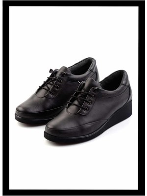 Bambi Siyah  Kadın Casual Ayakkabı K01272026003