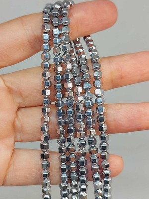 Yaşam Tohumu Çeyrek Dizi (9cm Uzunluğundadır!) Hematit Taşı Çeyrek Dizi 4mm (49624)