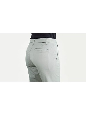 Dockers New Weekend Chino