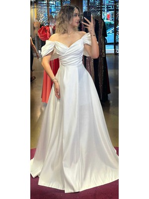 Abiyeniall Beyaz Düşük Kollu  Anvelop  Yırtmaçlı Kloş Etekli Saten Uzun Abiye Elbise 7568