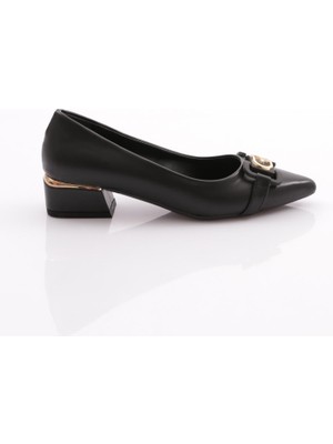 Dgn Dgn 6847 Kadin Metal Aksesuarli Topuklu Ayakkabi