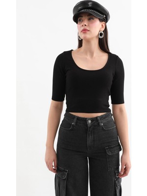 Yarım Kol Fitilli Crop Top Siyah