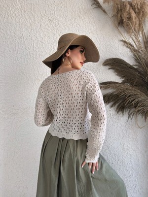 Primavera Trend V Yaka Bağcık Detaylı Crop Triko Bluz