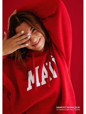 Mavi Kadın Mavi Logo Baskılı Kapüşonlu Kırmızı Sweatshirt 1600361-86417