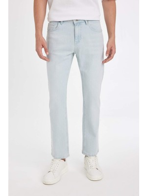 DeFacto Sergio Regular Fit Normal Kalıp Normal Bel Boru Paça Jean Pantolon B3107AX24AU