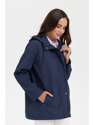 Kadın Kapüşonlu Yan Cepli Kısa Trençkot Lacivert