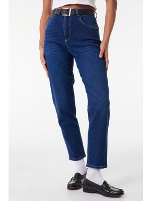 Wrangler Mom Fit Yüksek Bel Dar Paça Siyah Jean Kot Pantolon