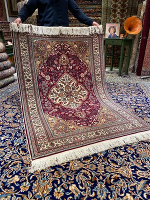 Rd Ramazan Dağ El Halı Sanatı El Dokuma Kayseri Hacılar Dokuması 185x120