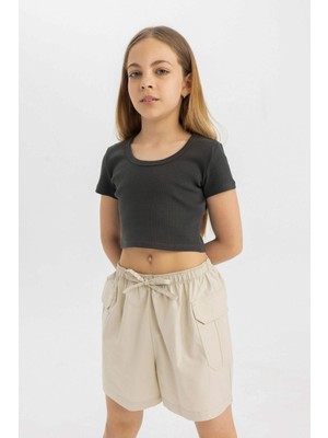 DeFacto Kız Çocuk Slim Fit Dar Kesim Bisiklet Yaka Basic Düz Fitilli Kaşkorse Kısa Kollu Tişört C4510A824SM
