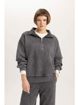 DeFacto Relax Fit Polo Yaka Yarım Fermuarlı Sweatshirt B9016AX23WN