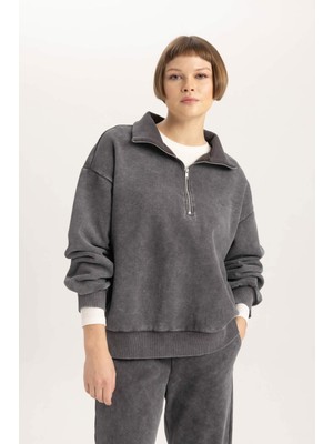 DeFacto Relax Fit Polo Yaka Yarım Fermuarlı Sweatshirt B9016AX23WN