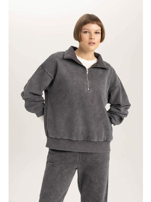 DeFacto Relax Fit Polo Yaka Yarım Fermuarlı Sweatshirt B9016AX23WN