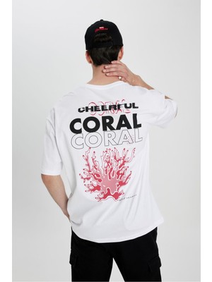 DeFacto %100 Pamuk Oversize Geniş Kalıp Bisiklet Yaka Sırt Baskılı Kısa Kollu Tişört B8932AX24SM