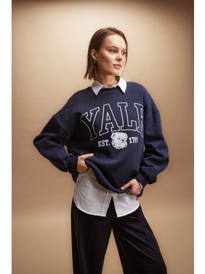 DeFacto Yale University Oversize Fit Bisiklet Yaka Kalın Sweatshirt B2539AX23WN