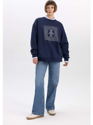 DeFacto Oversize Fit Bisiklet Yaka Kalın Sweatshirt B5153AX23WN