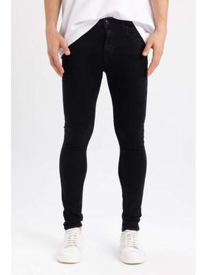 DeFacto Super Skinny Fit En Dar Kalıp Normal Bel Ekstra Dar Paça Jean Pantolon R8752AZ24SP