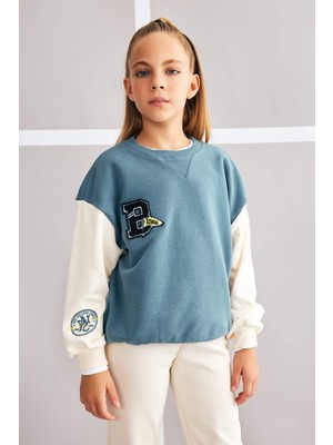 DeFacto Kız Çocuk Relax Fit Bisiklet Yaka Baskılı Kalın Sweatshirt A7901A823AU