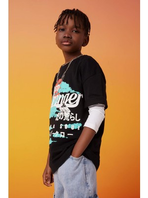 DeFacto Erkek Çocuk Oversize Geniş Kalıp Bisiklet Yaka Baskılı Kısa Kollu Tişört C3167A824SM