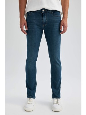 DeFacto Pedro Slim Fit Dar Kalıp Normal Bel Dar Paça Jean Pantolon B0398AX23AU