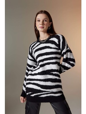 DeFacto Regular Fit Zebra Desenli Kazak Tunik B6130AX23WN