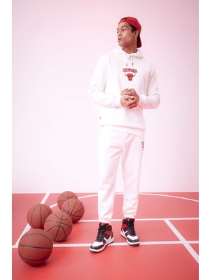 DeFactoFit NBA Chicago Bulls Standart Fit Kalın Jogger Eşofman Altı B3892AX24SP