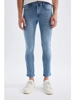 DeFacto Pedro Slim Fit Dar Kalıp Normal Bel Dar Paça Jean Pantolon D1832AX24SM