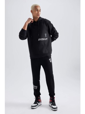 DeFactoFit NBA Brooklyn Nets Standart Fit Kapüşonlu Kalın Sweatshirt A9679AX23WN