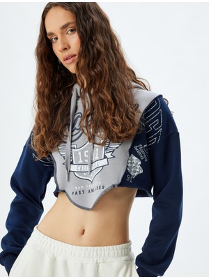 Koton Crop Kapşonlu Sweatshirt Asimetrik Baskılı Renk Bloklu