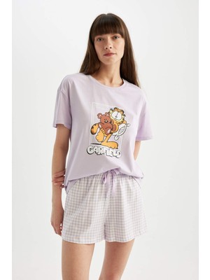 DeFacto Fall in Love Garfield Regular Fit Kısa Kollu Şortlu Pijama Takımı C7953AX24HS