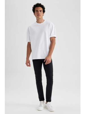 DeFacto Carlo Skinny Fit Ekstra Dar Kalıp Normal Bel Ekstra Dar Paça Jean Pantolon R8763AZ23SP