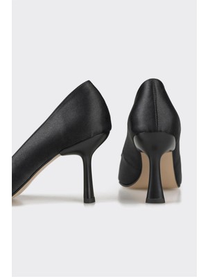 Elle Shoes Siyah Kadın Stiletto